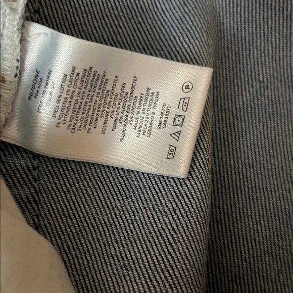 Re/Done Slim Leg Jeans (size: 28) - Picture 7 of 10